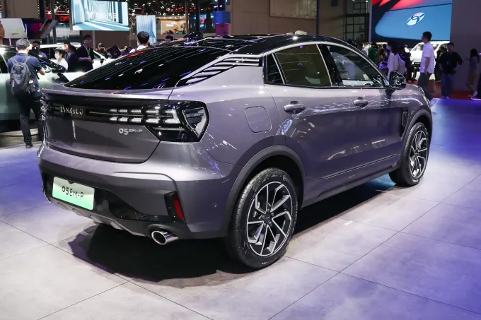 2024 Lynk & Co 05 New Energy 2023 1.5TD EM-P гибридный 5-дверный 5-местный внедорожник 3